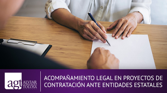 Abogado de Licitaciones con un Contrato