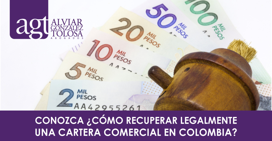 ¿Cómo Realizar un Cobro de Cartera Comercial en Colombia? Pesos Colombianos con Muñeco de Madera