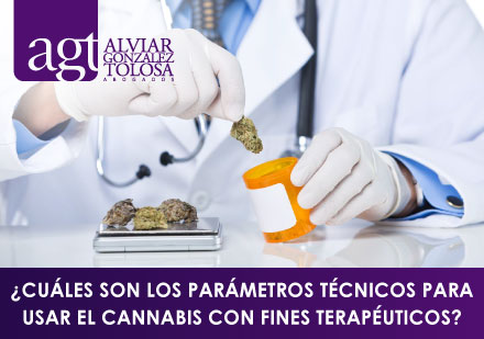 Mdico con Cannabis Medicinal