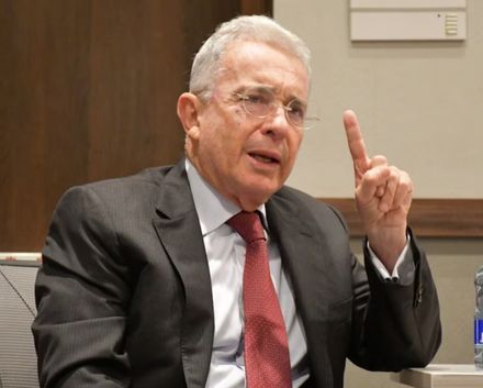 Proceso penal de lvaro Uribe