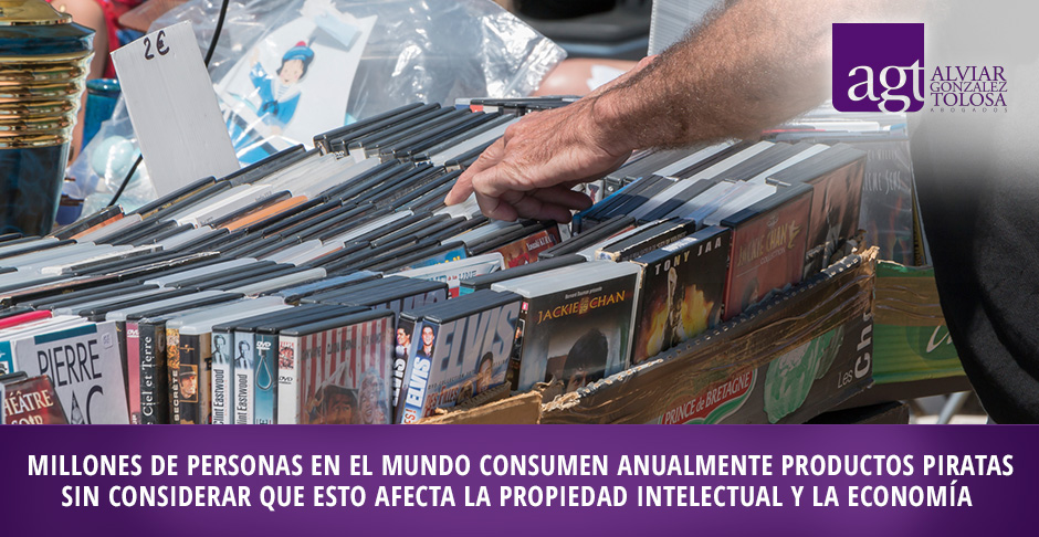 Un asesor de marcas internacionales lo guía en la protección contra la piratería Venta de DVD piratas en la calle